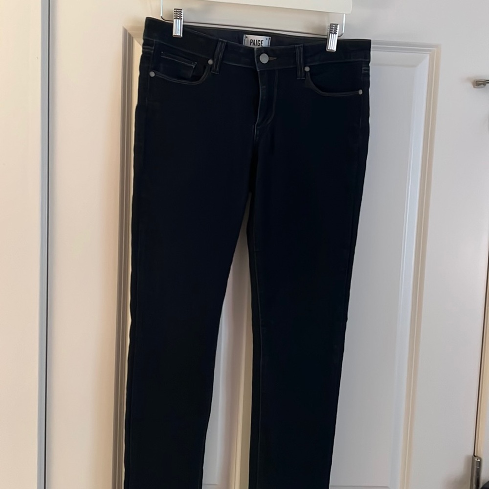 PAIGE jeans. Skyline Skinny.  Size 31.